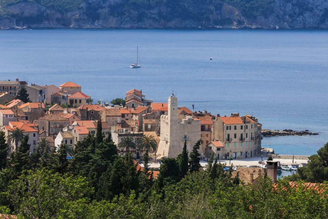 Villa Periska Komiža Екстериор снимка